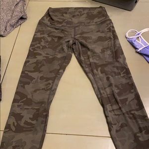 Lululemon leggings